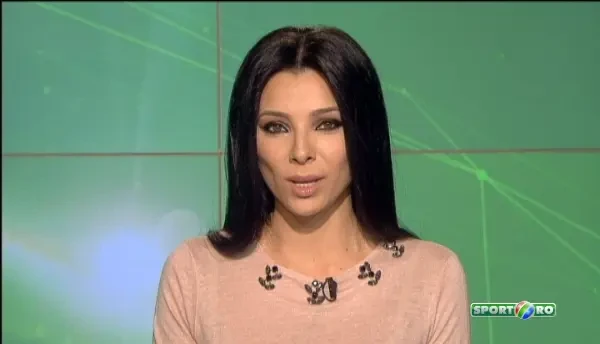 Fotbalistii au inlocuit vizita in grup la Zoo cu un drum la primarul arestat la domiciliu. Incolonati, jucatorii au blocat strada.