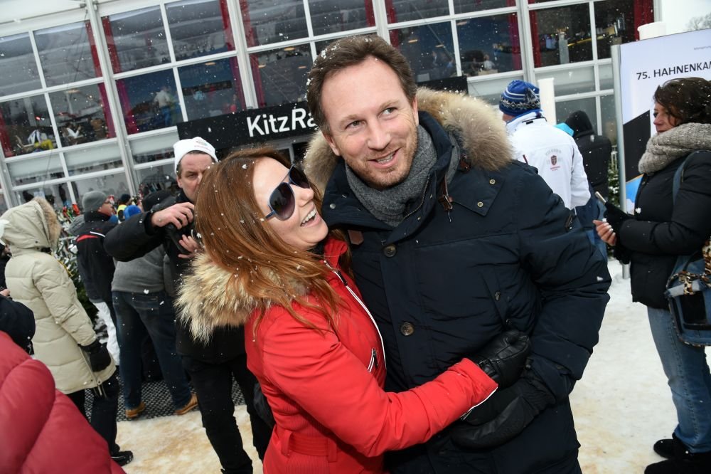 Nunta spectaculoasa in Anglia intre Geri Halliwell, fosta Spice Girls, si seful F1