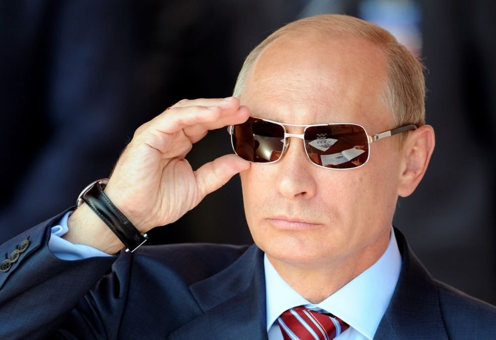 Aparitie TOTAL neasteptata pentru Putin! Ce a facut in fata a mii de oameni