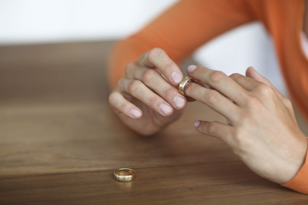 Rasturnare de situatie! ADEVARATUL motiv pentru divortul momentului din Romania! De ce s-au despartit dupa 17 ani