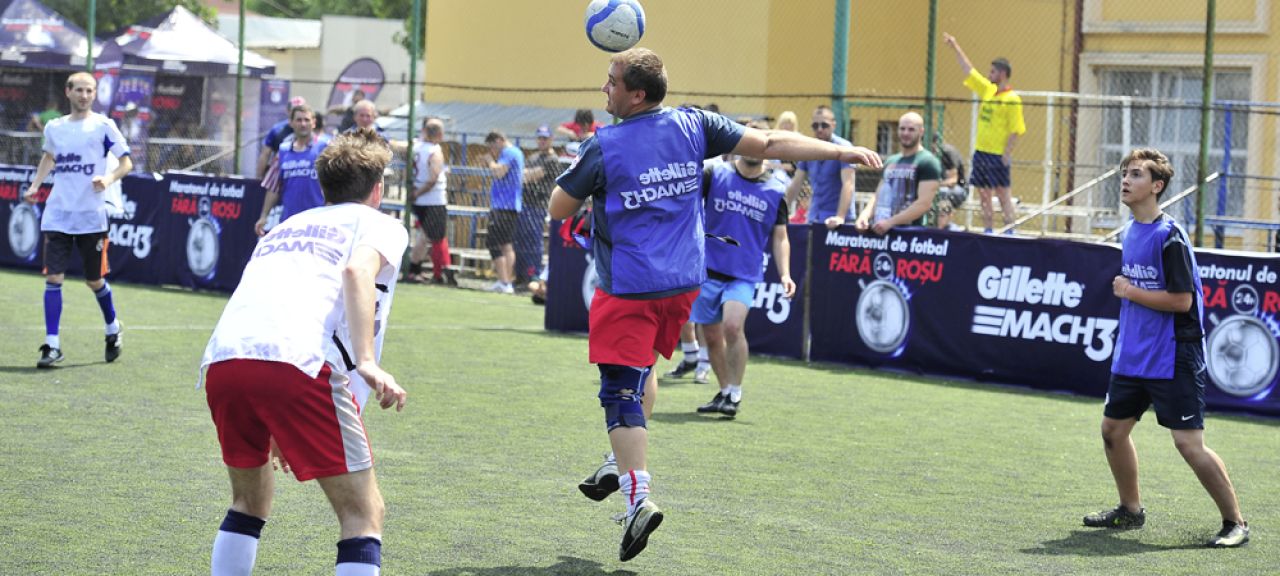 Nebunie in Oltenia! Sute de oameni au jucat un meci de fotbal SENZATIONAL. Cum a fost posibil si cat a fost scorul_9