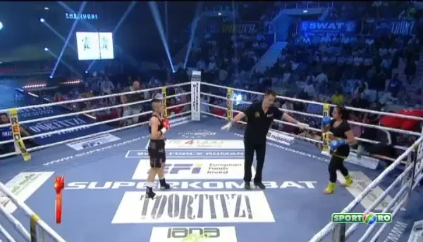 Cristiana Stancu a batut-o pe turcoaica Songul Yilmaz, in primul meci al fetelor!