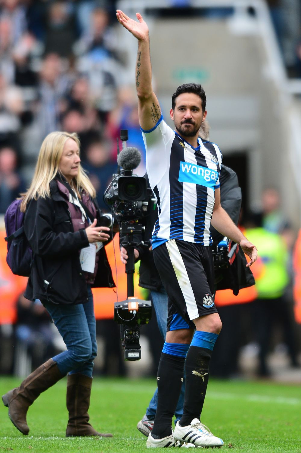 Jonas, ce erou! Acum cateva luni se lupta cu cancerul, ieri a reusit sa-si salveze echipa de la retrogradare: VIDEO_3