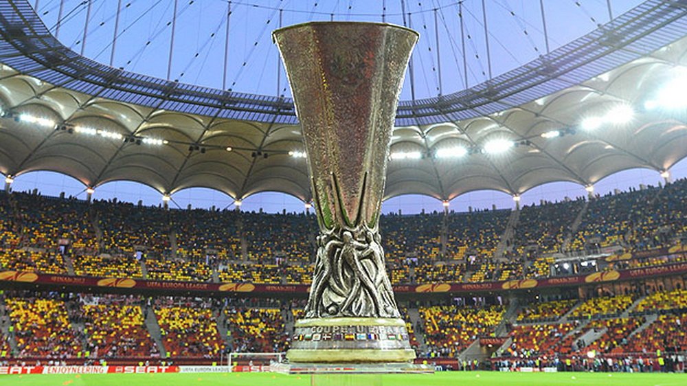 Bacca, Bacca si trofeul merge din nou la Sevilla | Spaniolii, al 4-lea trofeu din istorie si al 2-lea consecutiv: GALERIE FOTO + VIDEO