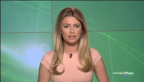 VIDEO Gardos joaca pe National Arena INAINTE de finala Cupei! Fundasul si-a gasit SOSIA in Romania! Vezi cum arata