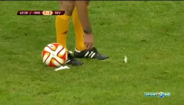 GOL DNIPRO! Rotan egaleaza chiar inainte de pauza din lovitura libera