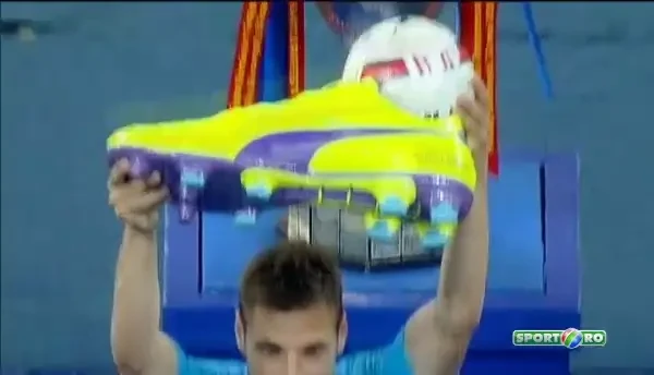 Momente EMOTIONANTE pentru Galca la festivitatea de premiere a Stelei! Cum si-a trait ULTIMELE MINUTE ca antrenor al Stelei. VIDEO SENZATIONAL