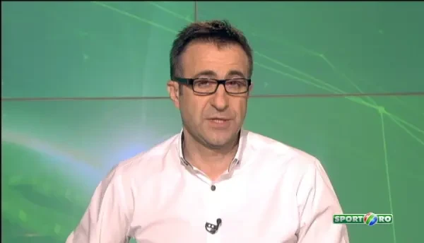 Un campion la jiu jiutsu brazilian preda lectii si pe internet. N-o sa va vina sa credeti cine-i partenerul lui din sufragerie