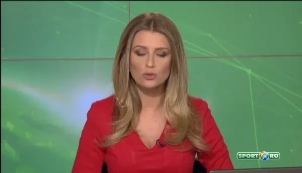 Imagini ULUITOARE: a sarit cu schiurile intr-un VULCAN! Clipul la care te uiti cu respiratia taiata