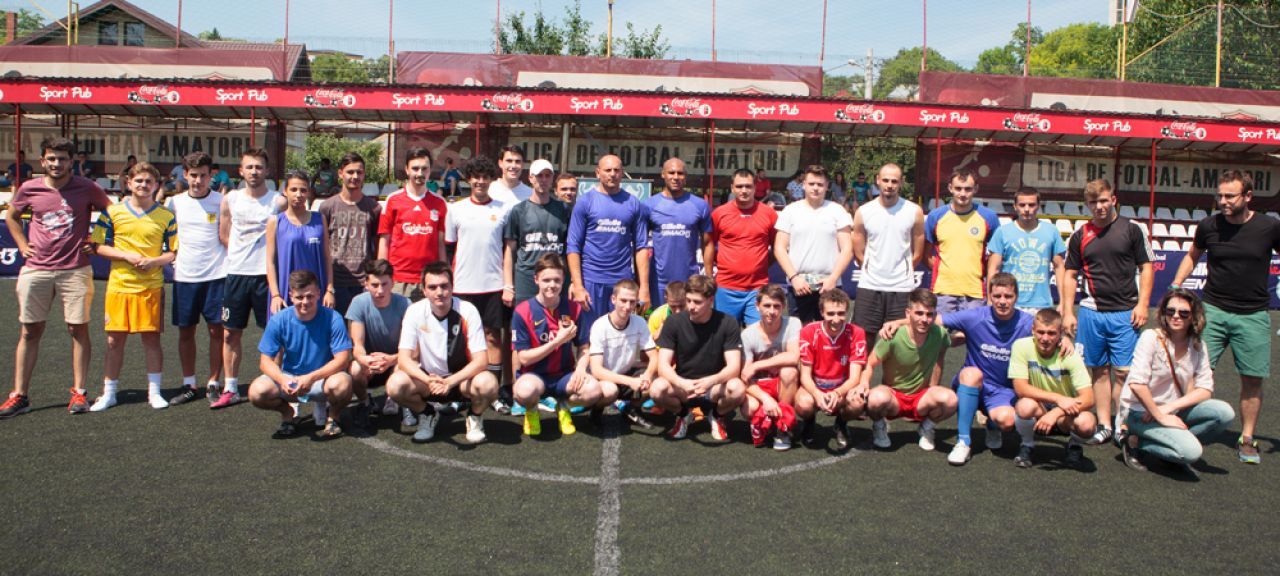 (P) Afla cum a fost la maratonul de fotbal fara rosu din Iasi, unde Costel Galca a facut spectacol!_4