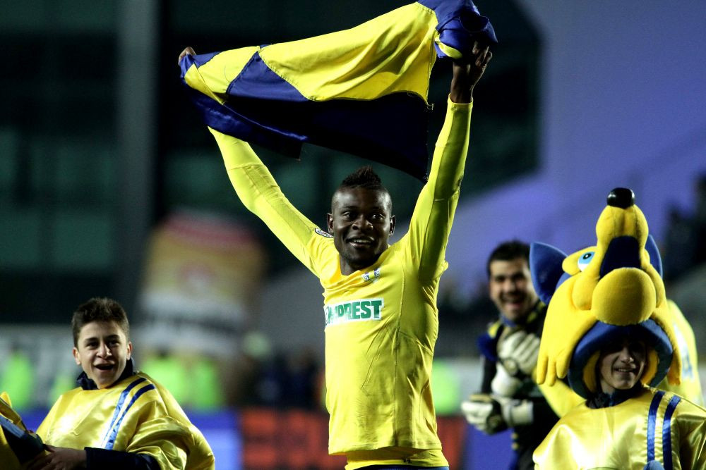 Visul stelistilor de a-l vedea pe Bokila in Ghencea, spulberat de un alt roman! Cu ce echipa a semnat fostul atacant al Petrolului