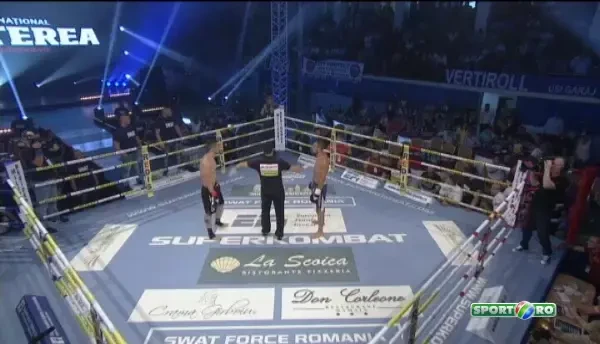 SuperKombat New Heroes | Mirel Iacob a castigat la decizie meciul cu Ionut Sandur