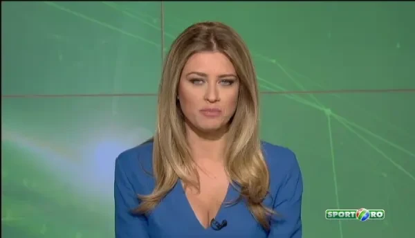 Ce se intampla, doctore? :)) Un fotbalist a sutat atat de prost incat a accidentat medicul de pe ambulanta! Cum a fost posibil