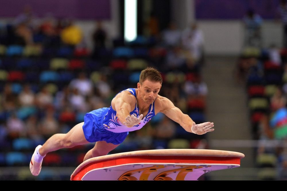 A PATRA medalie pentru Romania! Marius Berbecar aduce bronzul pentru gimnastica masculina la Baku!