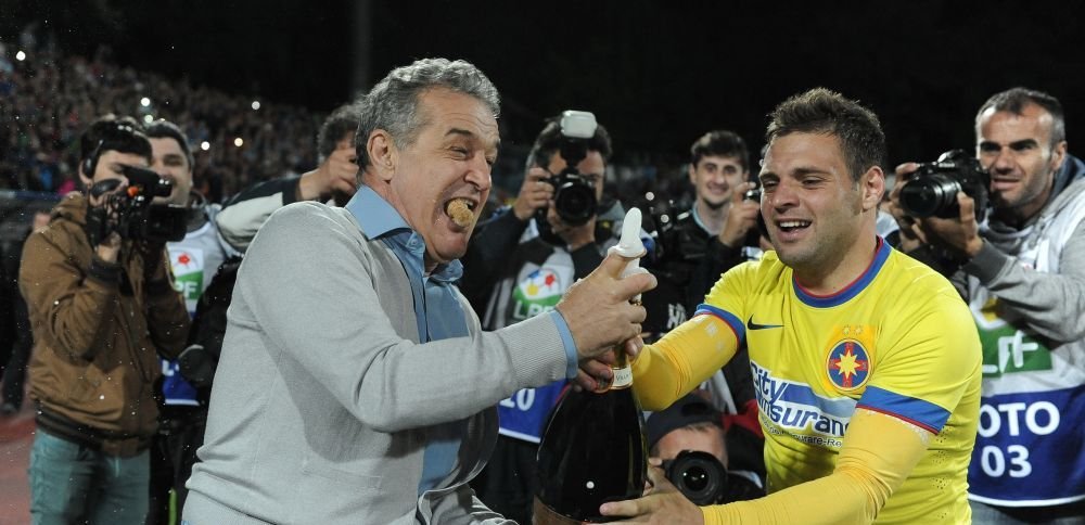 Cele 3 transferuri care ar putea transforma Steaua pentru calificarea in Liga. Sfatul primit de Radoi inainte de dubla cu Trencin