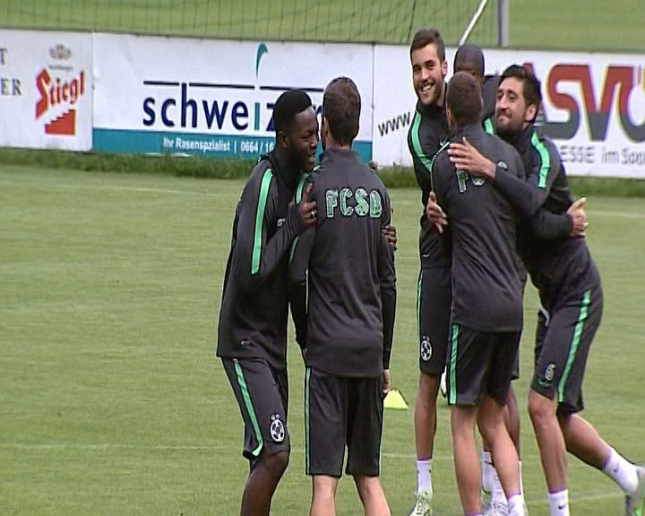FOTO | Stelistii au facut primul antrenament in Austria. Mirel Radoi a ajuns si el in cantonament, iar astazi va sta pe banca la primul amical_12