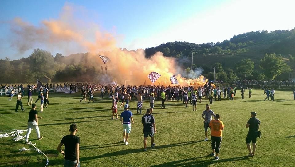 FOTO | Sarbatoare la Timisoara! Banatenii au echipa in Liga I, dar continua sa sprijine 