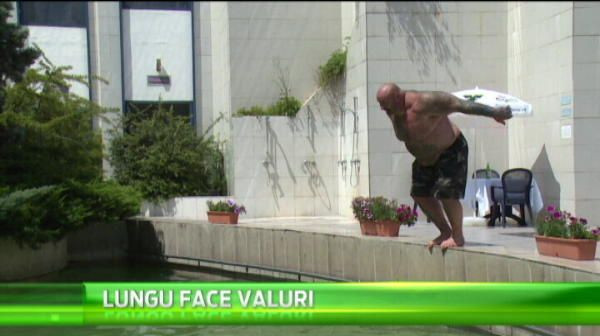 Sandu Lungu a fost la piscina! "Sunt ca balena in apa!" Imagini senzationale