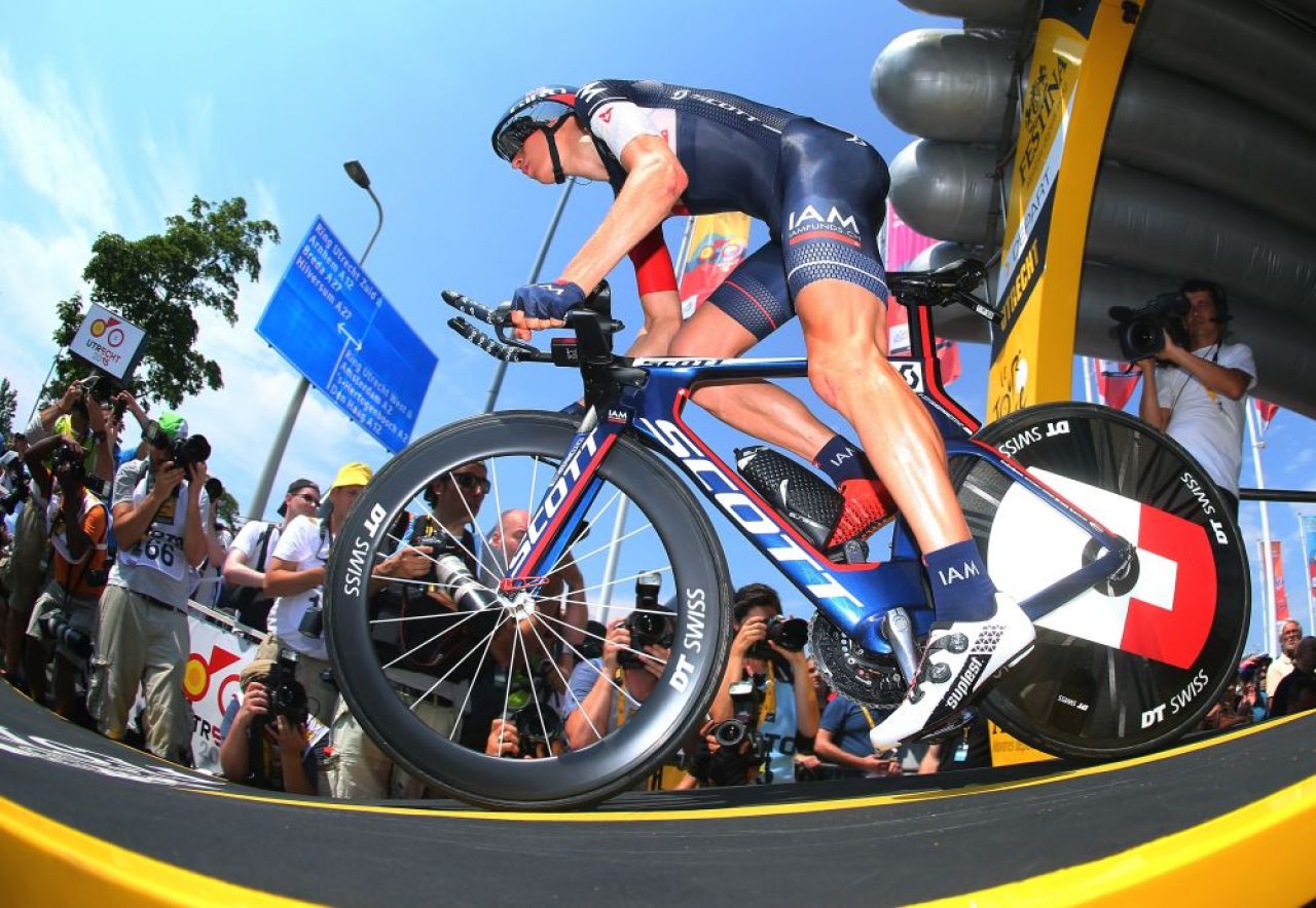 FOTO | Editia a 102-a a Turului Frantei a debutat, Rohan Dennis le-a