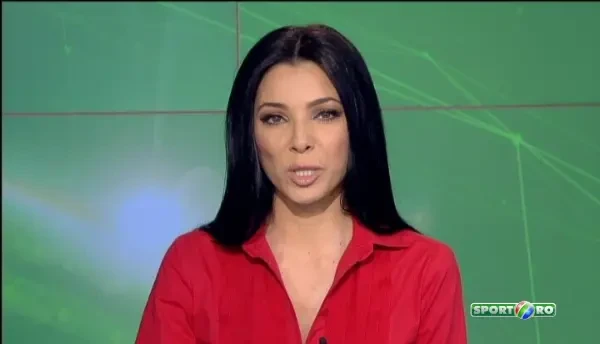 De la Messi la Gardos, fotbalistii si-au facut un obicei in vacanta si inoata cu delfinii. Exista cineva care prefera senzatiile mult mai tari in piscina.