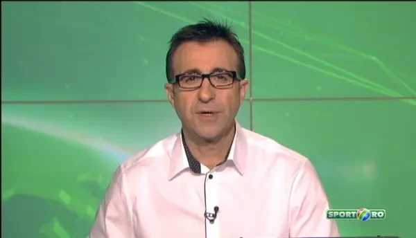 S-a rotit de 4 ori in aer cu bicicleta! Ce face acest om e INCREDIBIL. VIDEO