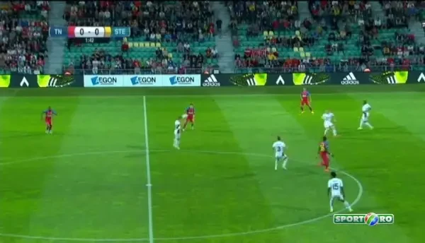 VIDEO! Primul sut trimis de Tade la Steaua s-a dus in STRATOSFERA! :) Vezi prima ocazie a francezului