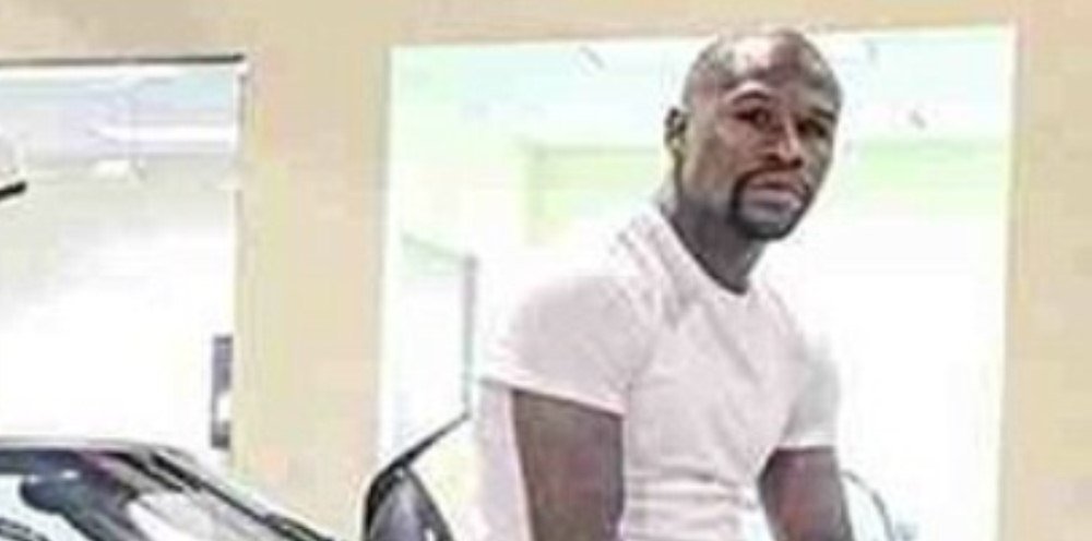 Imagini FABULOASE! Cum arata noua masina de 4.2 mil euro cumparata de Mayweather! Prinde 408 km/h si sunt doar 3 modele in lume_3