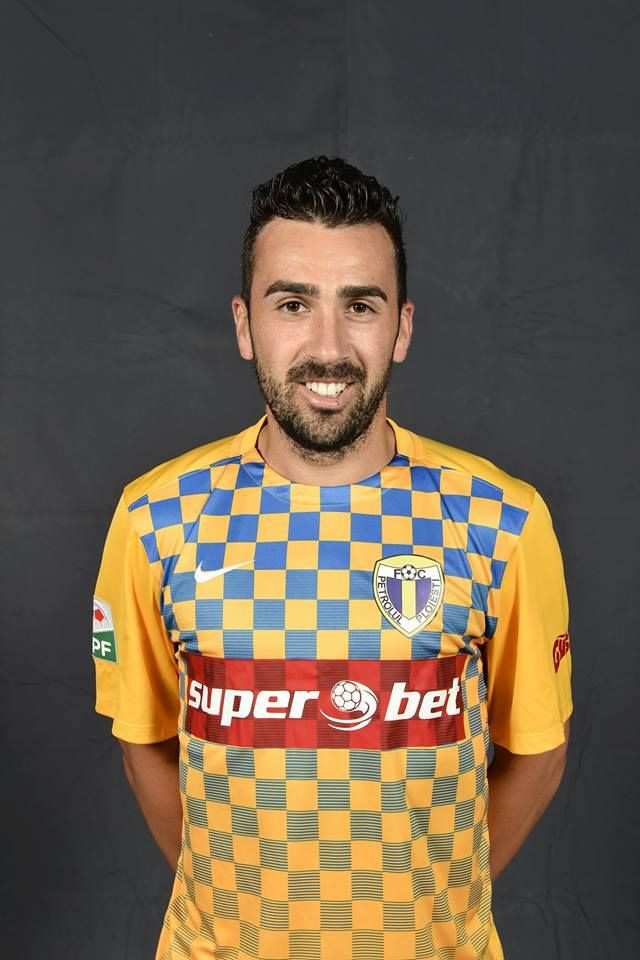 Dupa ce a plecat de la ASA, Dacian Varga a fost prezentat oficial la Petrolul. Anuntul facut de club