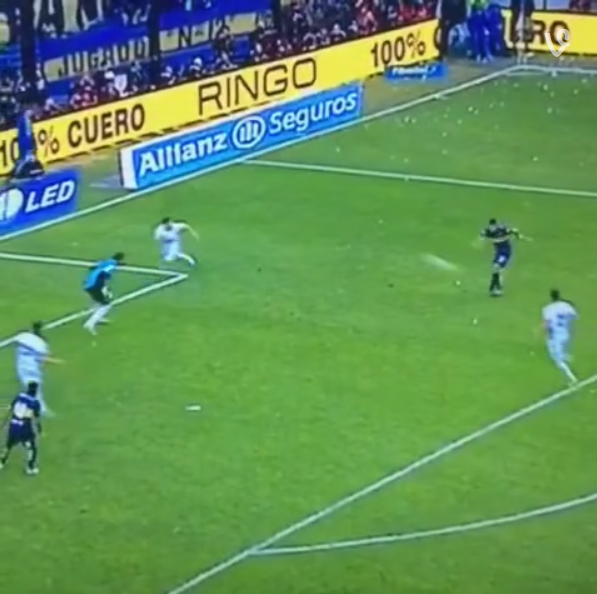 Spectacol total la debutul lui Tevez la Boca! Gol senzational din RABONA, Maradona a aplaudat in picioare! VIDEO