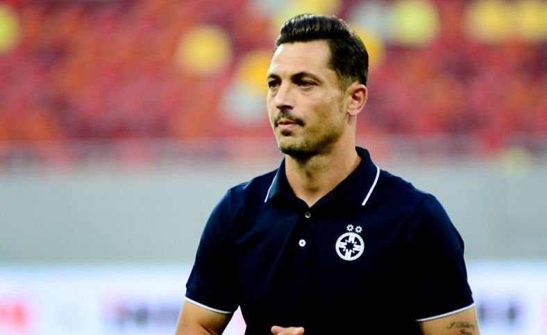 Radoi a menajat titularii pentru meciul cu Partizan si a fost aplaudat de fani la final. Vezi fazele din Steaua 1-1 CFR