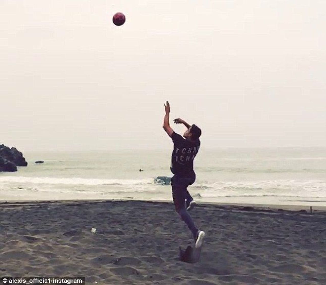 Fizicul incredibil cu care Alexis Sanchez se intoarce la Arsenal din vacanta! Imagini SPECTACULOASE_2