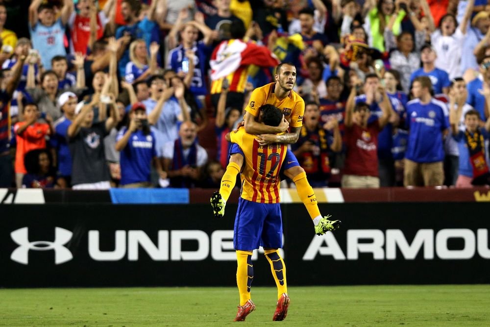 No Messi? No problem! Belgianul Hazard a dat un gol absolut fabulos in amicalul Chelsea 4-2 Barcelona, Luis Suarez a raspuns si el cu un lob magistral_4