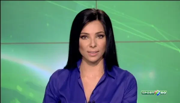 VIDEO INCREDIBIL! Un francez a mers 400 m pe sarma intre doi munti! E un nou record mondial