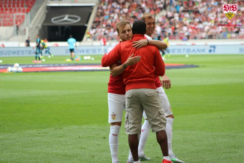 Maxim, pe teren in SURPRIZA acestei veri in amicale! E INCREDIBIL cat era Stuttagart - Manchester City la pauza!&nbsp;