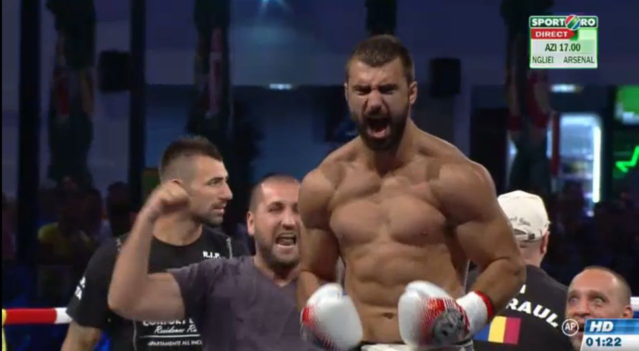 KO SENZATIONAL in direct la Sport.ro! Andrei Stoica ramane campion MONDIAL dupa o lovitura naucitoare! Catinas a revenit in ring cu KO dupa un an si jumatate!_6