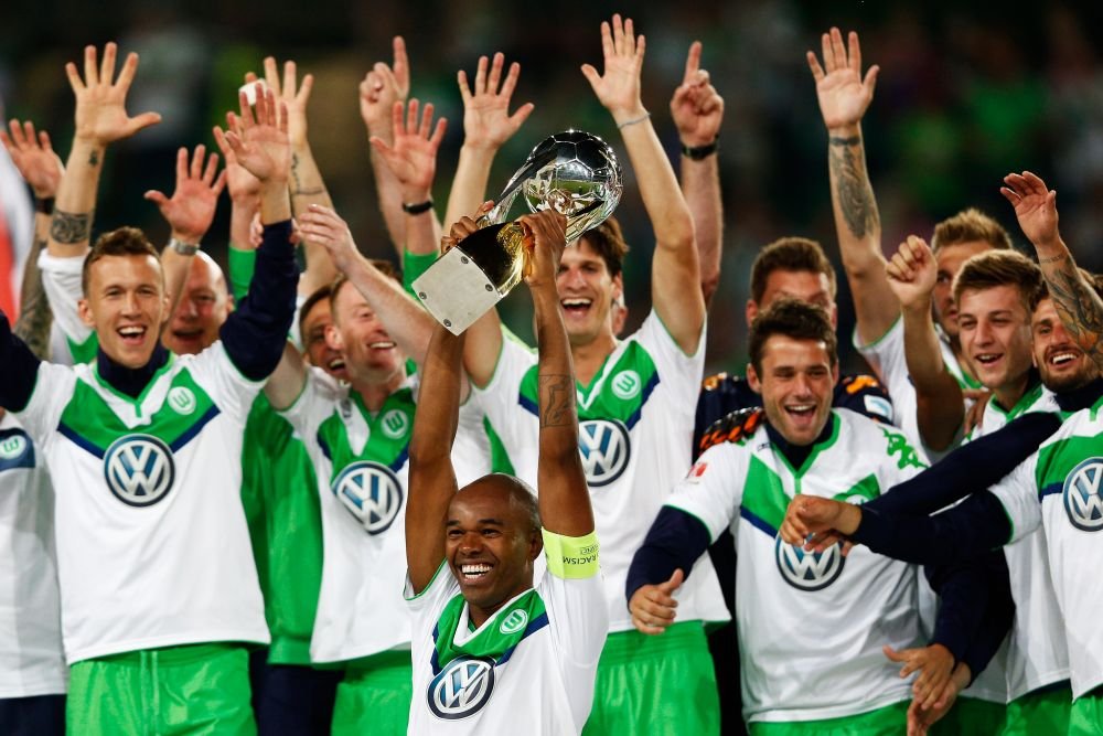 A intrat, a marcat si a castigat | Pep Guardiola pierde a doua Supercupa a Germaniei la rand, dupa ce Bendtner a fost eroul lui Wolfsburg: VIDEO_2