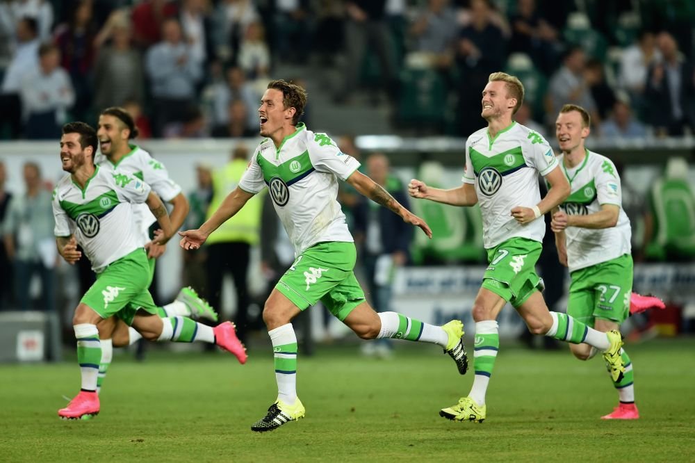 A intrat, a marcat si a castigat | Pep Guardiola pierde a doua Supercupa a Germaniei la rand, dupa ce Bendtner a fost eroul lui Wolfsburg: VIDEO_4