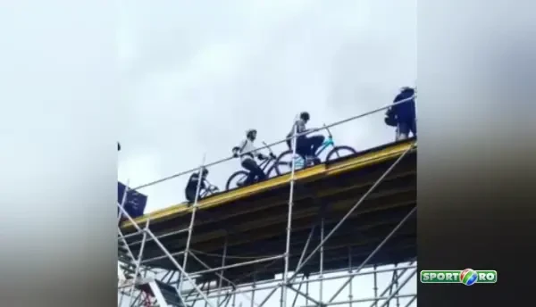 Cei mai buni rideri se intrec la Dirt On Fire in finala competitiei. Urmareste-i live ACUM pe sport.ro