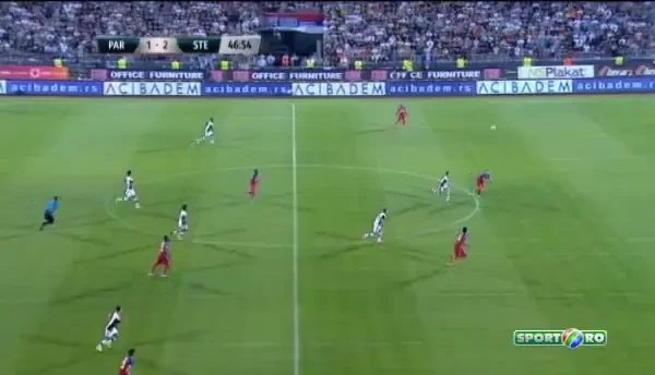 Eliminare corecta, dar penalty INVIZIBIL. Arbitrul a gresit la faza din inceputul reprizei secunde: VIDEO