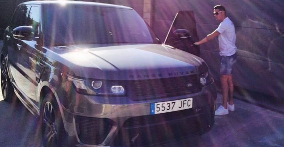 PATRU milioane de euro si peste 4000 de CAI! Cum arata masinile din garajul de LUX al lui Cristiano Ronaldo_14