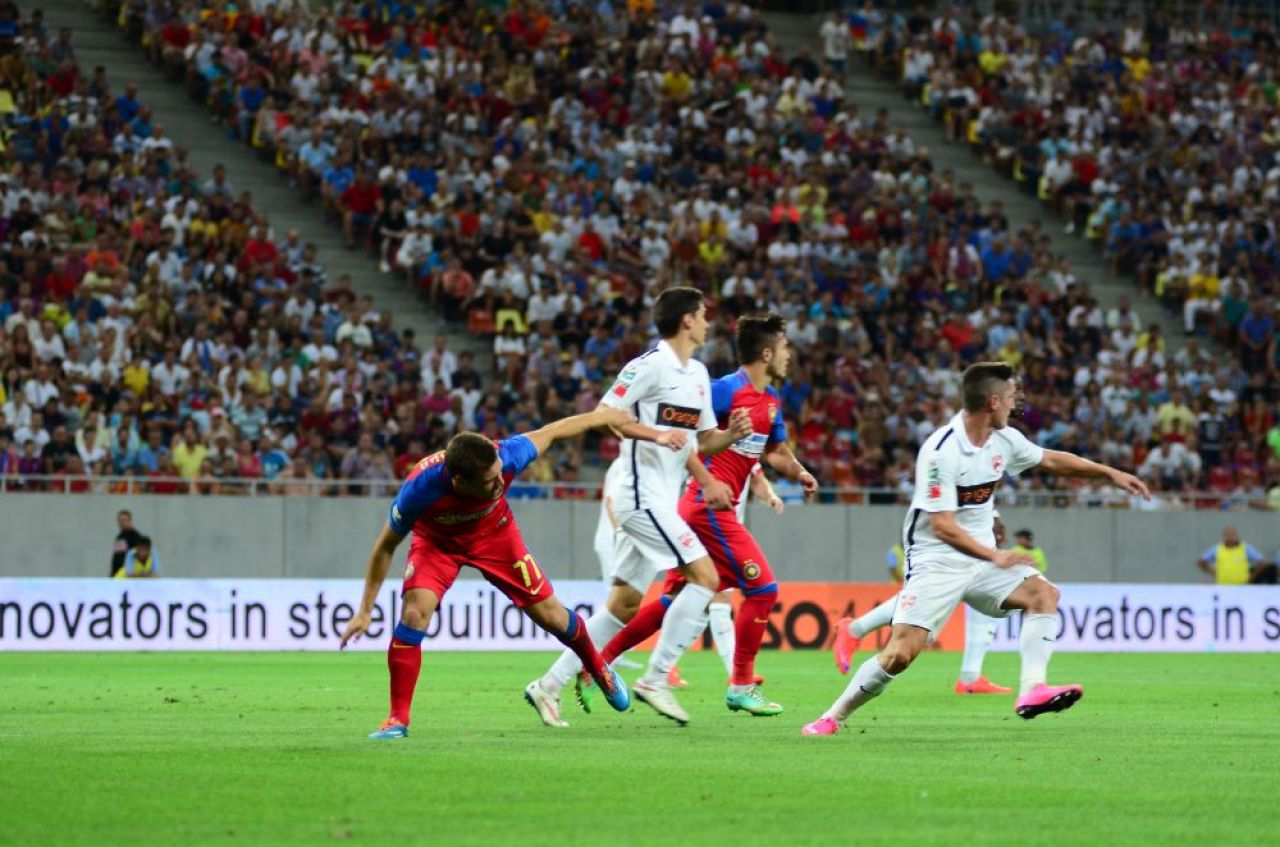 Un derby aprins doar in tribune! Cum s-a vazut Steaua - Dinamo de pe stadion: