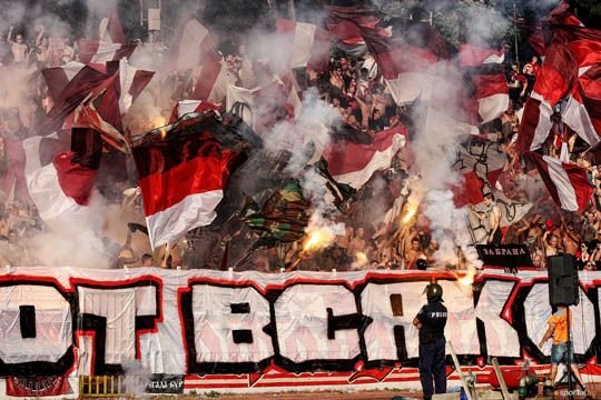 Steaua Romaniei, campioana, dar fara fani; Steaua Bulgariei, atmosfera senzationala in Liga a III-a. Imagini surprinse in weekend_2