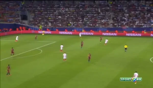 BARCELONA 4-1 SEVILLA. Suarez inscrie din pasa lui Busquets