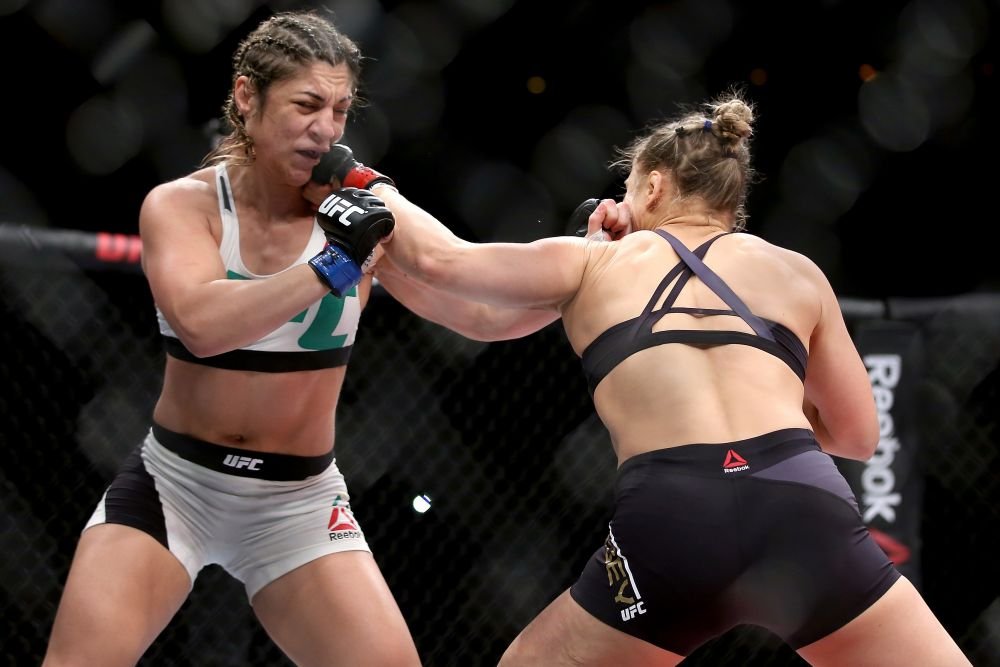 VIDEO | Cum se antreneaza cea mai dura luptatoare de MMA din lume! Ronda Rousey a anuntat deja numele urmatoarei VICTIME_5