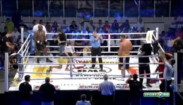 Cristian Ciocan l-a invins la puncte pe Tancul din Bahamas Williams | VIDEO