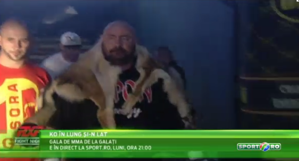 KO in LUNG SI-N LAT, IN DIRECT la Sport.ro, luni, de la 21:00 | Dacul Gerula intra in ring, Sandu Lungu se bate cu un colos din Egipt