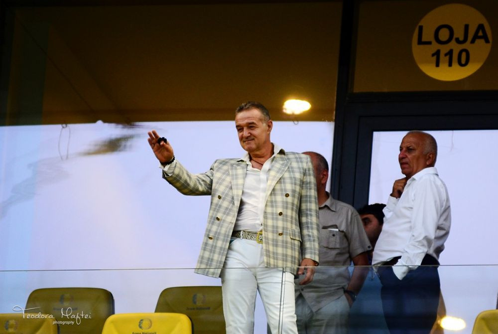 Declaratiile lui Becali vin din sfera amuzamentului . Fanii Petrolului vorbesc despre planul de rezerva al acestuia, ultrasii s-ar opune venirii sale