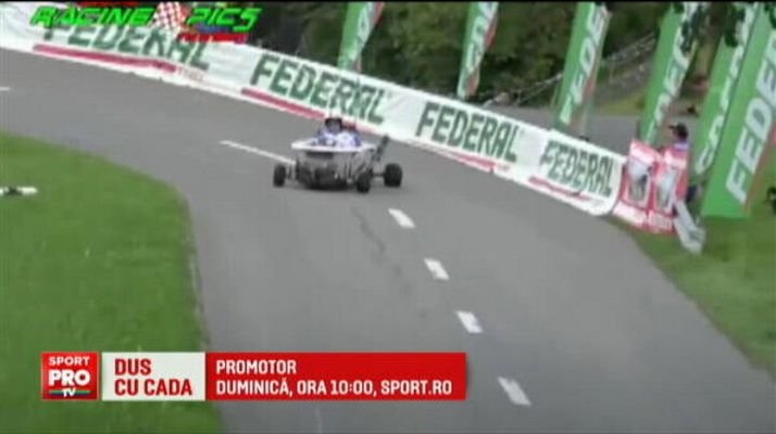 E dus cu...CADA :) Un englez a pus un motor de 120 de cai putere pe o cada de baie si face senzatie pe circuit: VIDEO