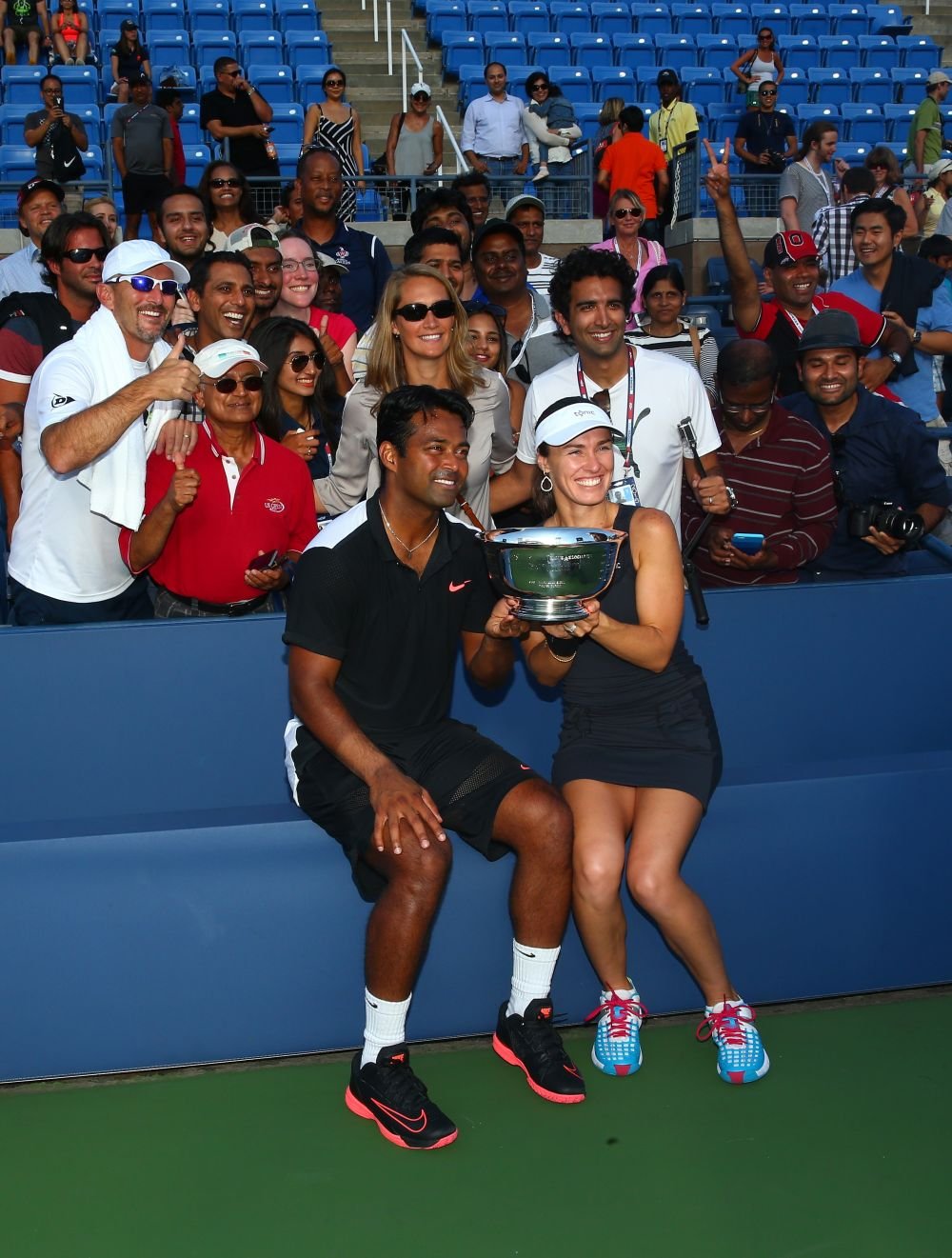 Impreuna au 77 de ani, dar domina tenisul la dublu. Martina Hingis si Leander Paes, campioni la US Open | GALERIE FOTO_2