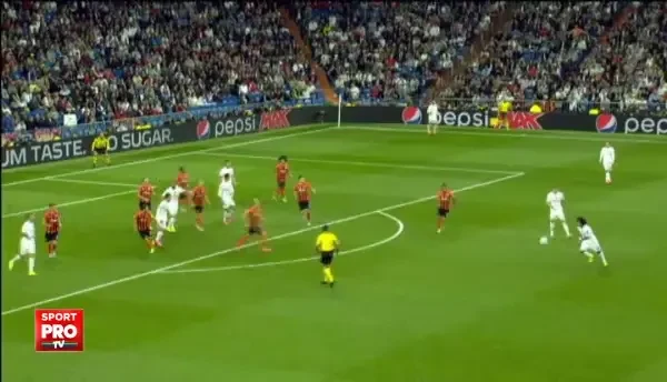 Real Madrid - Sahtior | Ronaldo face hat trickul pe Bernabeu